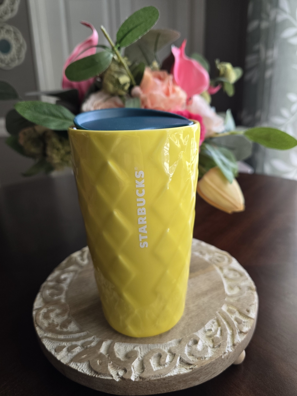 Starbucks-Hawaii Collection Pineapple Double-Walled Ceramic Tumbler - Picture 7 of 7